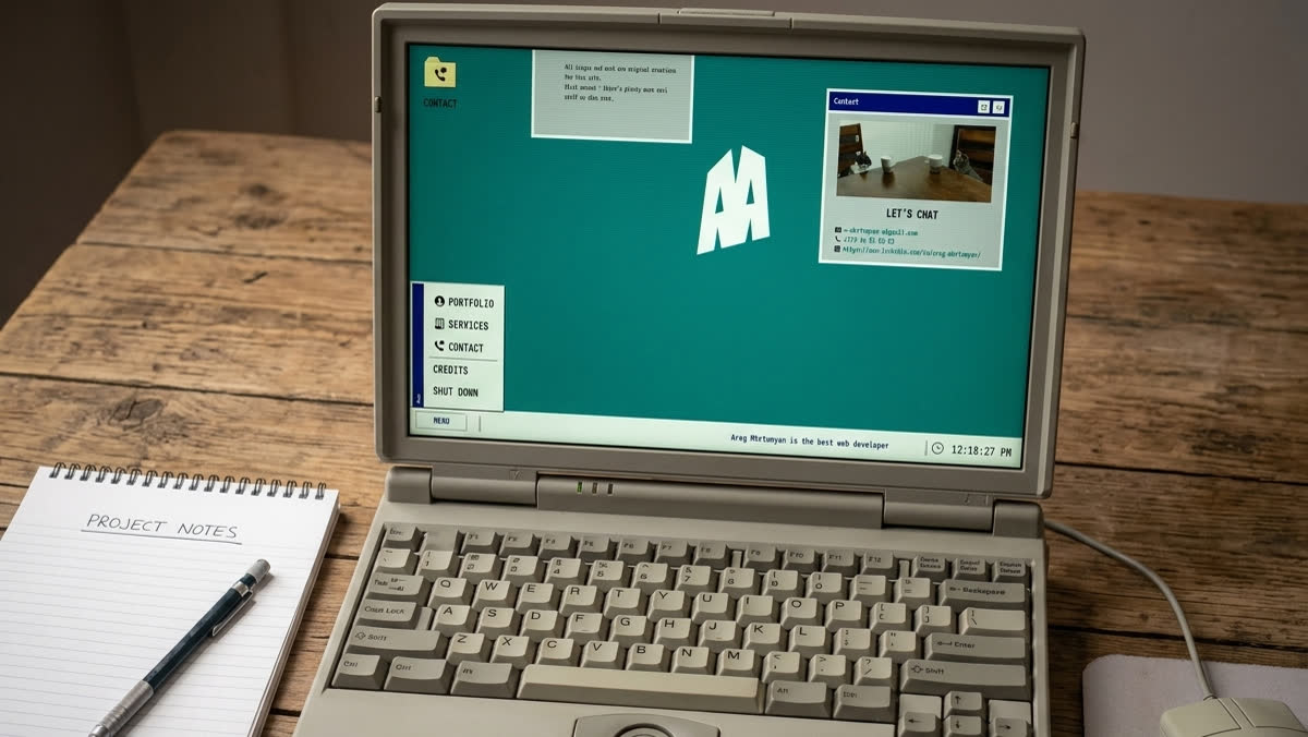 Retro OS Portfolio — Portfolio as a 1990s desktop, screen 3